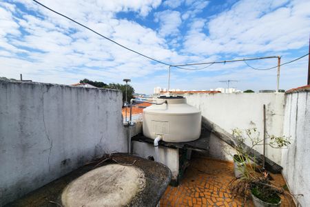 Casa à venda com 104m², 2 quartos e 2 vagas Casa à venda com 104m², 2 quartos e 2 vagasÁrea