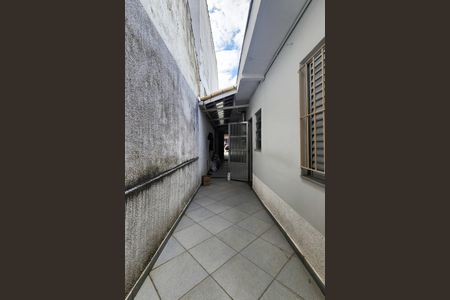 Casa à venda com 104m², 2 quartos e 2 vagas Casa à venda com 104m², 2 quartos e 2 vagasCorredor