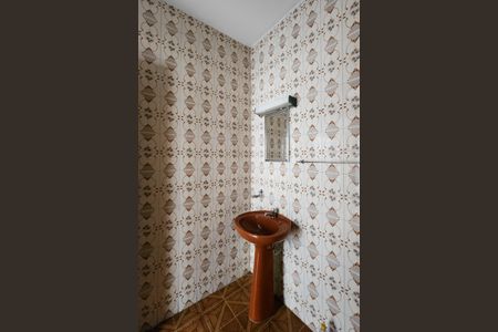 Casa à venda com 104m², 2 quartos e 2 vagas Casa à venda com 104m², 2 quartos e 2 vagasBanheiro Social