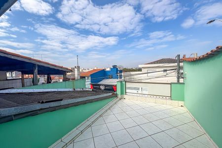 Casa à venda com 192m², 3 quartos e 2 vagas Casa à venda com 192m², 3 quartos e 2 vagasÁrea Externa