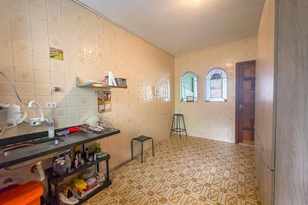 Casa à venda com 192m², 3 quartos e 2 vagas Casa à venda com 192m², 3 quartos e 2 vagasCozinha