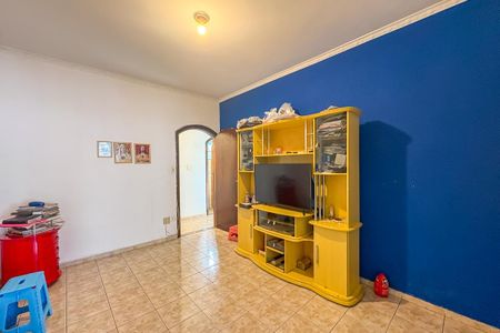 Casa à venda com 192m², 3 quartos e 2 vagas Casa à venda com 192m², 3 quartos e 2 vagasSala