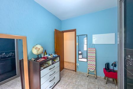 Casa à venda com 192m², 3 quartos e 2 vagas Casa à venda com 192m², 3 quartos e 2 vagasQuarto 2