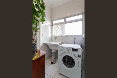 Apartamento à venda com 67m², 2 quartos e 1 vagaÁrea de Serviço