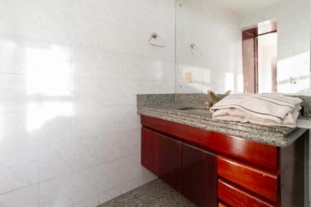 Apartamento à venda com 150m², 3 quartos e 2 vagasBanheiro da suíte