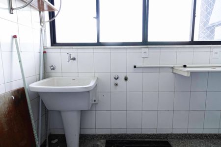 Apartamento à venda com 150m², 3 quartos e 2 vagasÁrea de serviço