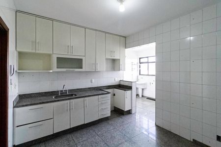 Apartamento à venda com 150m², 3 quartos e 2 vagasCozinha