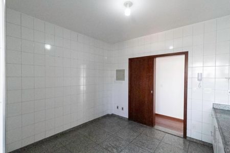 Apartamento à venda com 150m², 3 quartos e 2 vagasCozinha