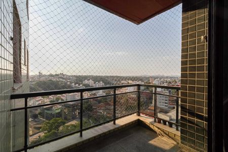 Apartamento à venda com 150m², 3 quartos e 2 vagasVaranda da sala