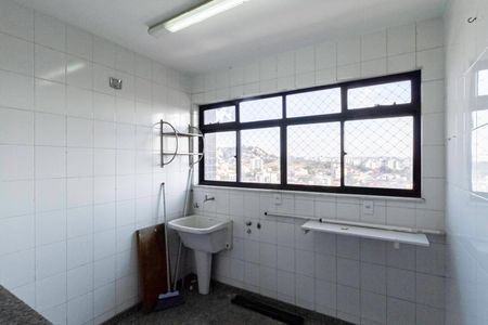 Apartamento à venda com 150m², 3 quartos e 2 vagasÁrea de serviço