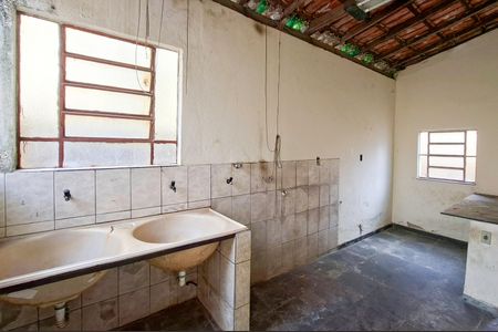 Casa para alugar com 270m², 3 quartos e 2 vagasÁrea de Serviço