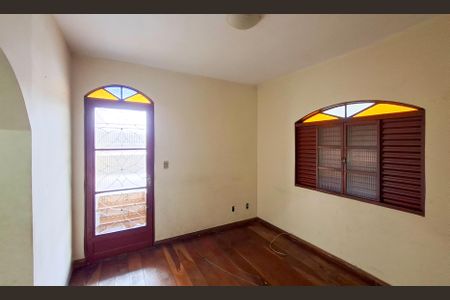 Casa para alugar com 270m², 3 quartos e 2 vagasSala 3