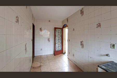 Casa para alugar com 270m², 3 quartos e 2 vagasCozinha