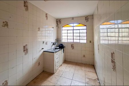 Casa para alugar com 270m², 3 quartos e 2 vagasCozinha