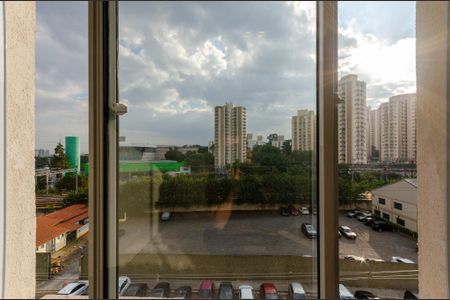 Apartamento à venda com 38m², 2 quartos e sem vaga Apartamento à venda com 38m², 2 quartos e sem vagaQuarto 2 - Janela