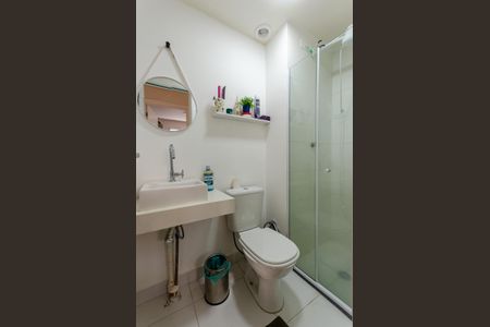 Apartamento à venda com 38m², 2 quartos e sem vaga Apartamento à venda com 38m², 2 quartos e sem vagaBanheiro