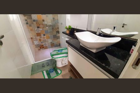 Apartamento à venda com 63m², 3 quartos e 2 vagas Apartamento à venda com 63m², 3 quartos e 2 vagasBanheiro Social