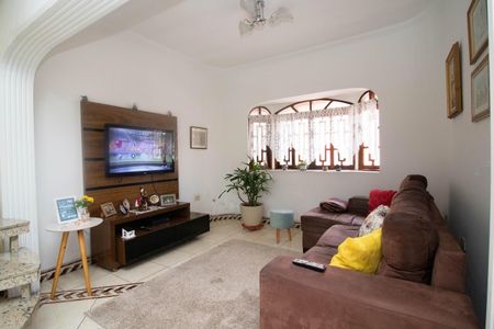 Casa à venda com 232m², 3 quartos e 2 vagasSala 2