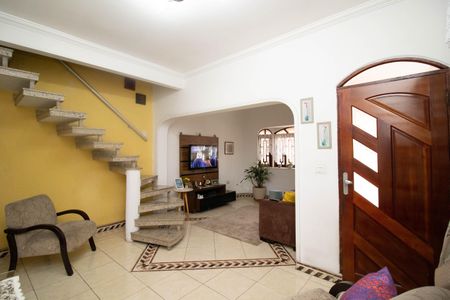 Casa à venda com 232m², 3 quartos e 2 vagasSala 1