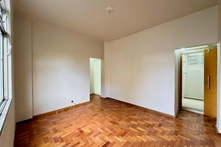 Apartamento à venda com 60m², 2 quartos e 1 vaga Apartamento à venda com 60m², 2 quartos e 1 vagaSala