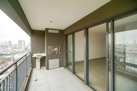 Apartamento para alugar com 72m², 2 quartos e 1 vaga Apartamento para alugar com 72m², 2 quartos e 1 vagaVaranda