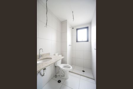 Apartamento para alugar com 72m², 2 quartos e 1 vaga Apartamento para alugar com 72m², 2 quartos e 1 vagaBanheiro da suíte