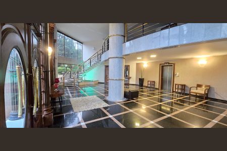 Apartamento para alugar com 198m², 3 quartos e 2 vagasHall de entrada