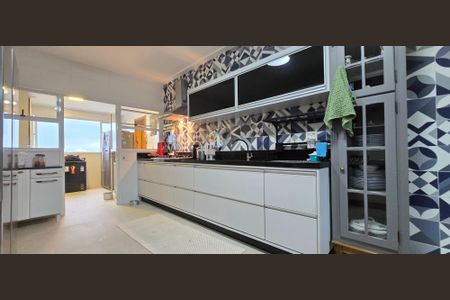 Apartamento para alugar com 198m², 3 quartos e 2 vagasCozinha