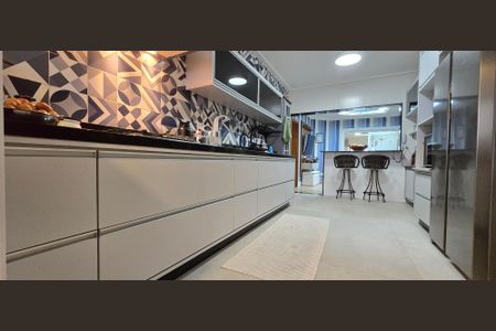 Apartamento para alugar com 198m², 3 quartos e 2 vagasCozinha