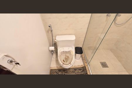 Apartamento para alugar com 198m², 3 quartos e 2 vagasBanheiro