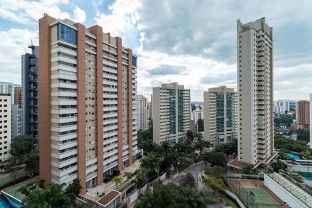 Apartamento à venda com 93m², 2 quartos e 2 vagasVista da Varanda do Quarto