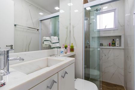 Apartamento à venda com 93m², 2 quartos e 2 vagasBanheiro