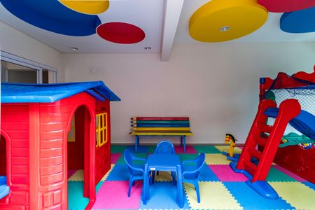 Apartamento à venda com 93m², 2 quartos e 2 vagasÁrea comum