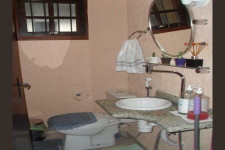 Casa à venda com 83m², 3 quartos e 2 vagas