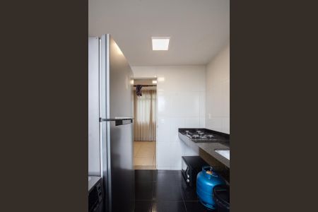 Apartamento à venda com 50m², 2 quartos e 1 vaga Apartamento à venda com 50m², 2 quartos e 1 vagaCozinha e Área de Serviço