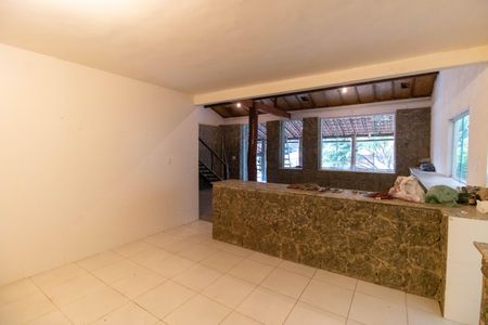 Casa de condomínio para alugar com 250m², 5 quartos e 2 vagasCozinha