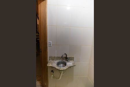 Casa de condomínio para alugar com 250m², 5 quartos e 2 vagasBanheiro Social