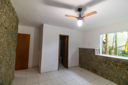 Casa de condomínio para alugar com 250m², 5 quartos e 2 vagasSuíte 2