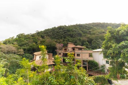 Casa de condomínio para alugar com 250m², 5 quartos e 2 vagasVista