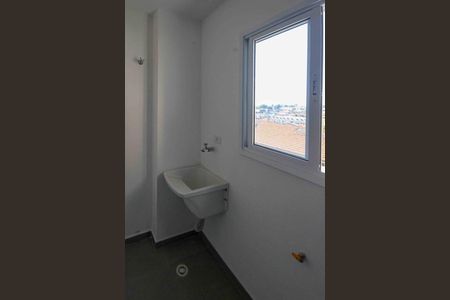 Studio para alugar com 30m², 1 quarto e sem vaga Studio para alugar com 30m², 1 quarto e sem vagaÁrea de Serviço