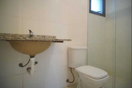 Apartamento para alugar com 79m², 2 quartos e 2 vagasBanheiro Social