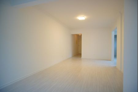 Sala de apartamento para alugar com 2 quartos, 79m² em São João, Porto Alegre