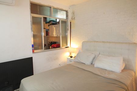 Apartamento para alugar com 90m², 2 quartos e sem vagaSuíte