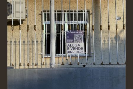 Apartamento para alugar com 90m², 2 quartos e sem vagaFachada