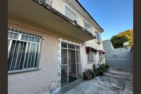 Apartamento para alugar com 90m², 2 quartos e sem vagaÁrea Externa