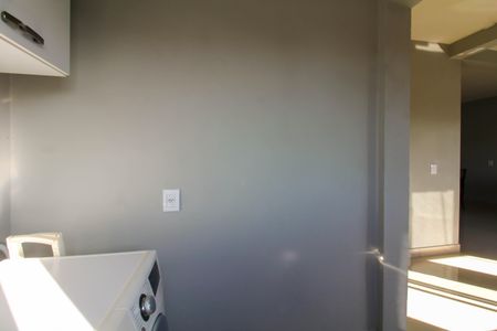 Casa à venda com 350m², 4 quartos e 4 vagas Casa à venda com 350m², 4 quartos e 4 vagasÁrea de Serviço 2