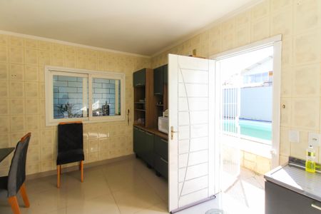 Casa à venda com 350m², 4 quartos e 4 vagas Casa à venda com 350m², 4 quartos e 4 vagasCozinha 1