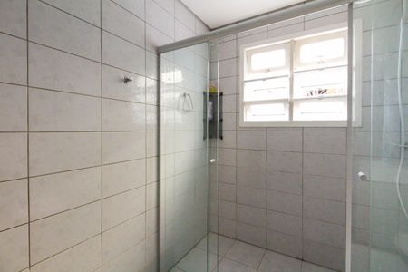 Casa à venda com 350m², 4 quartos e 4 vagas Casa à venda com 350m², 4 quartos e 4 vagasBanheiro Social