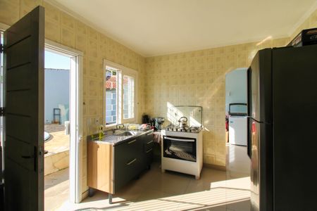 Casa à venda com 350m², 4 quartos e 4 vagas Casa à venda com 350m², 4 quartos e 4 vagasCozinha 1