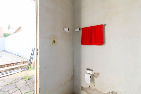 Casa à venda com 350m², 4 quartos e 4 vagas Casa à venda com 350m², 4 quartos e 4 vagasLavabo